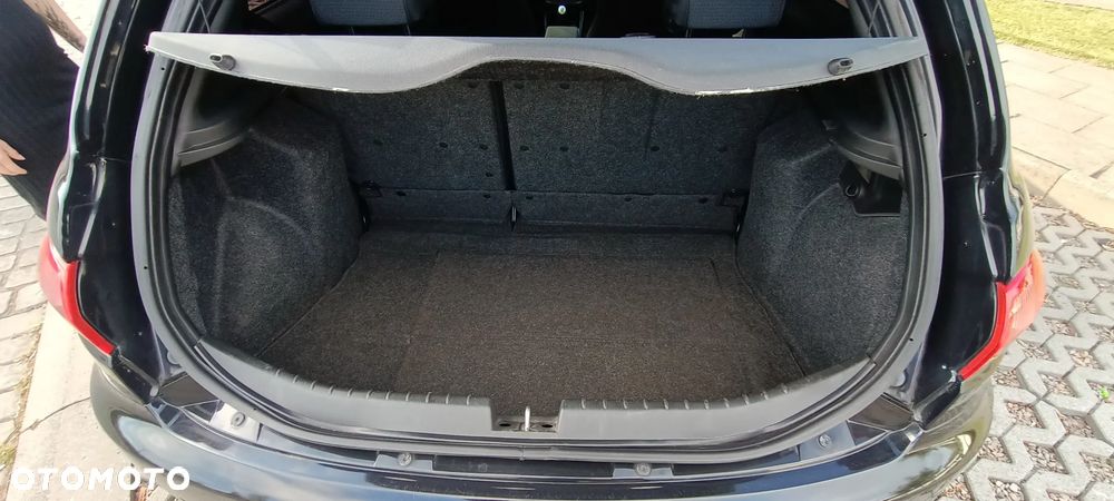 Alfa Romeo 147 1.6 Twin Spark ECO Distinctive - 22