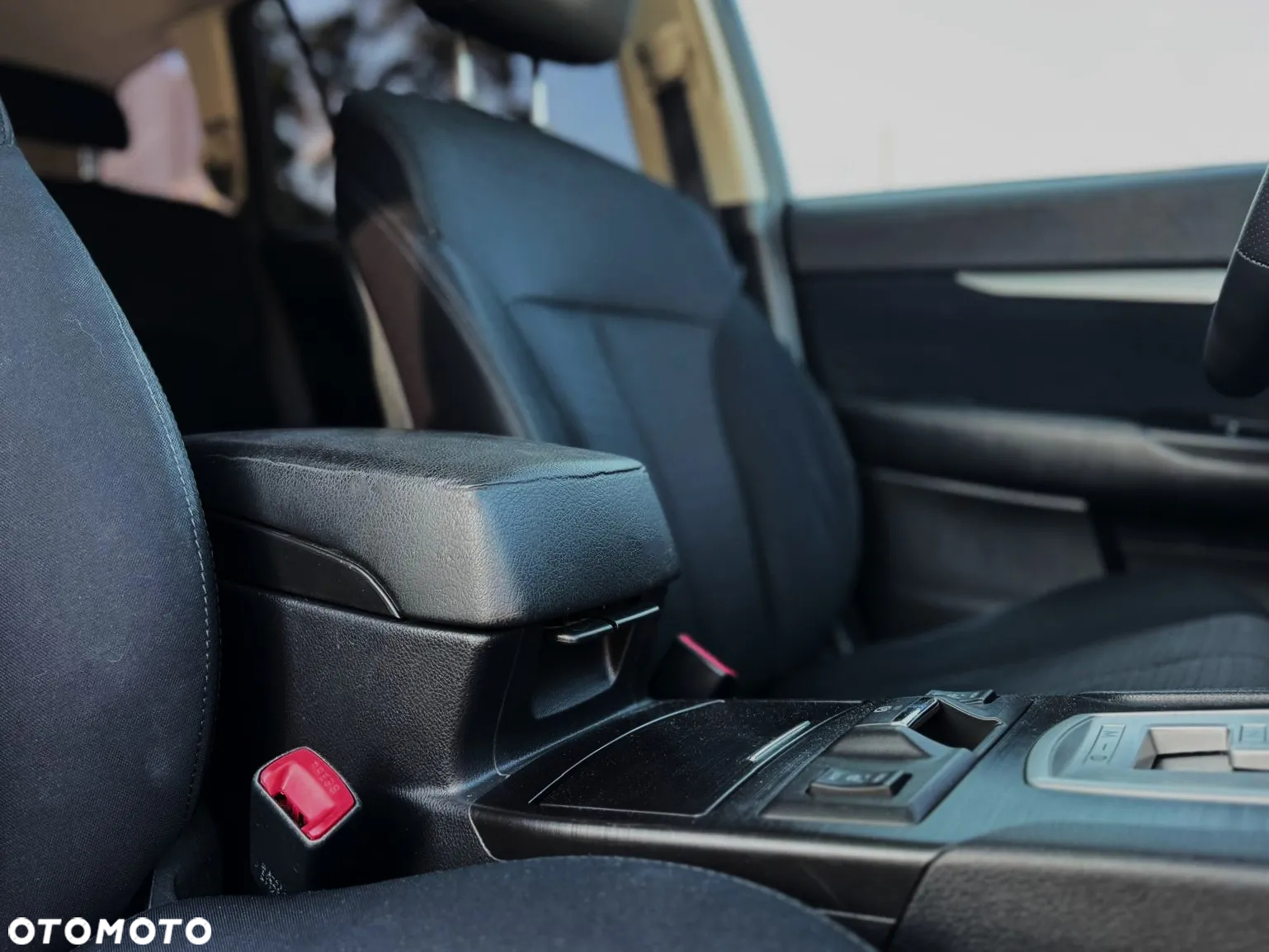Subaru Legacy 2.0i Comfort Navi AT - 28
