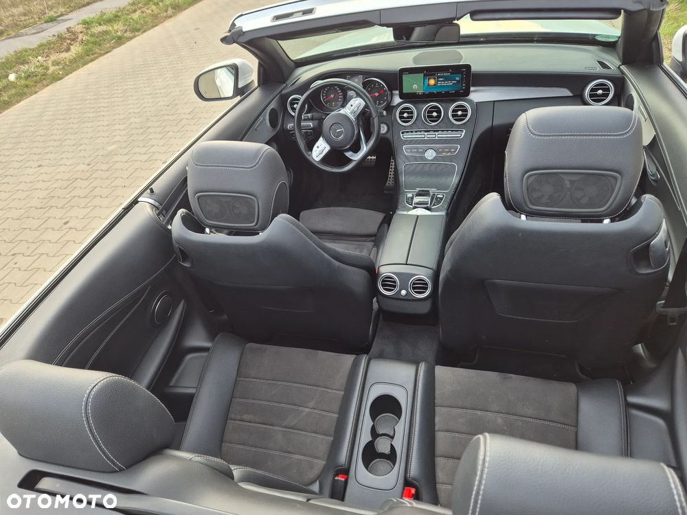 Mercedes-Benz Klasa C 180 9G-TRONIC AMG Line - 13