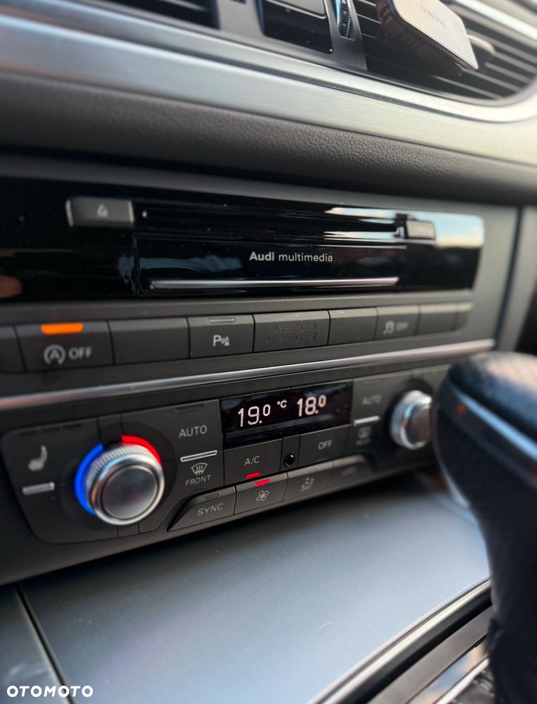 Audi A6 Avant 2.0 TDI Ultra DPF S tronic - 18