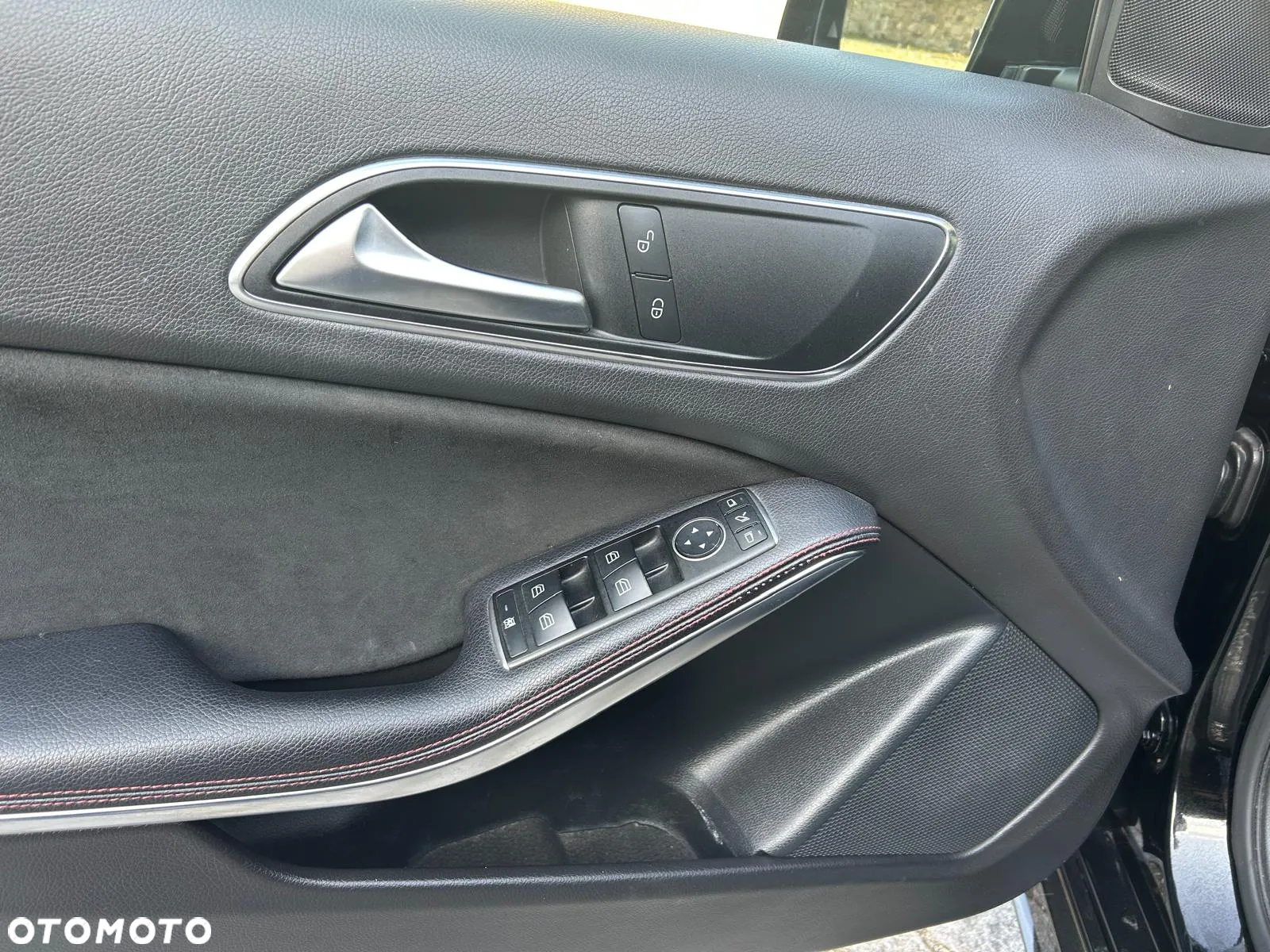 Mercedes-Benz Klasa A 200 CDI 4Matic 7G-DCT AMG Line - 19