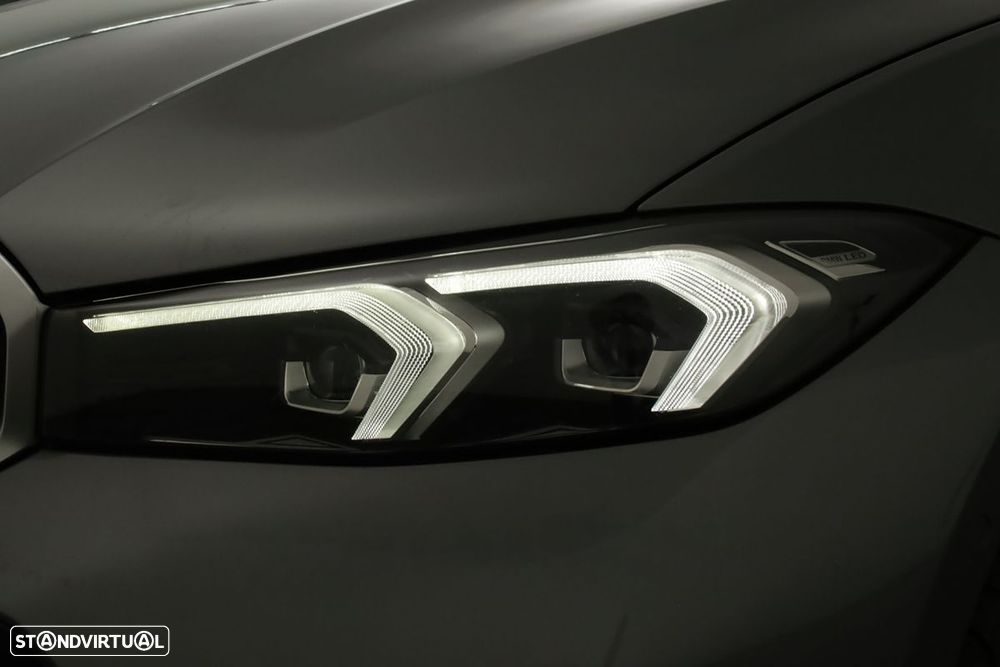 BMW 320 d Touring Auto - 6