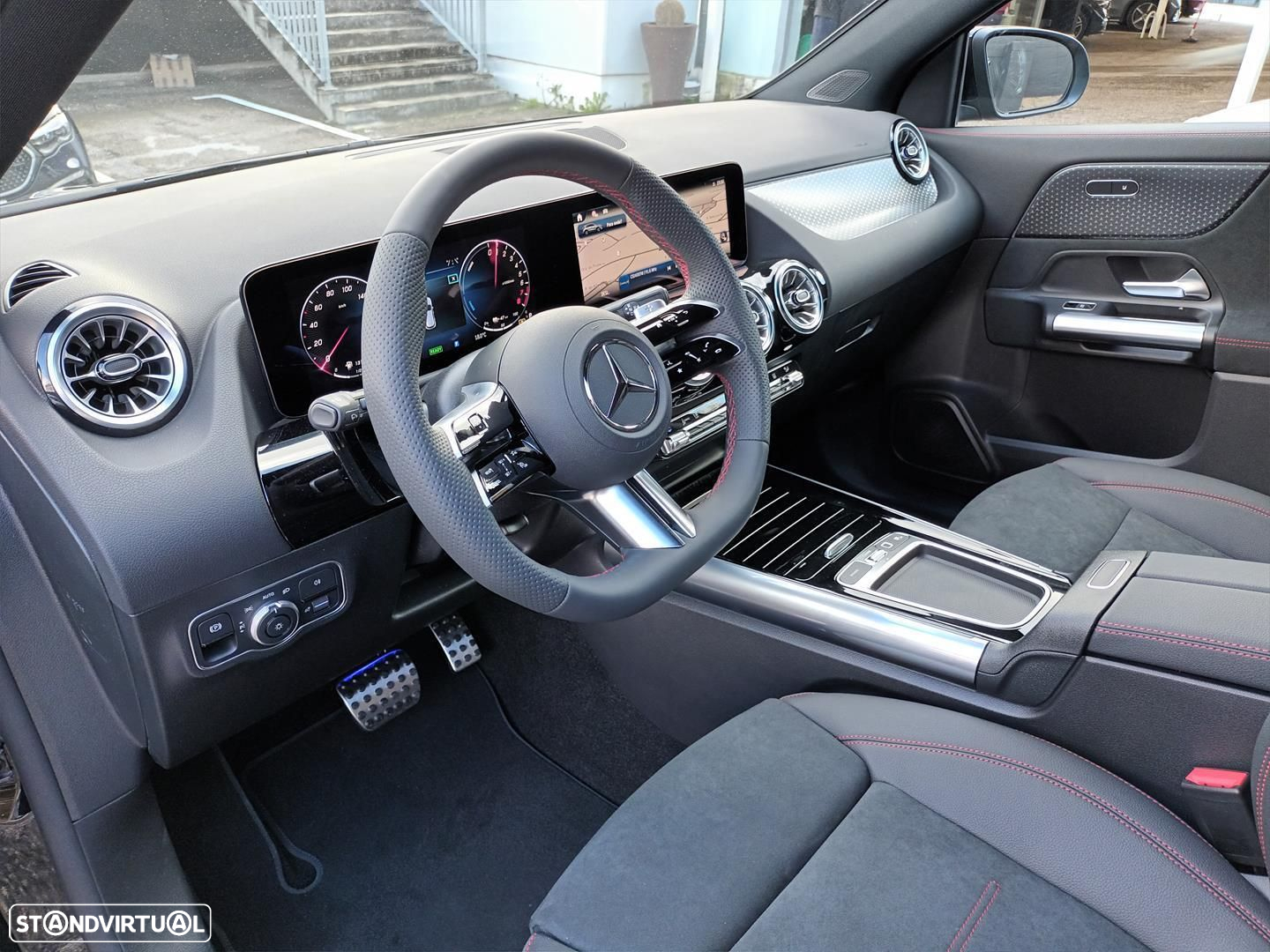 Mercedes-Benz GLA 250 e AMG Line - 11