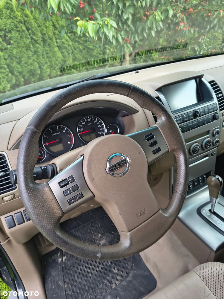 Nissan Pathfinder 2.5 DCi Elegance - 9