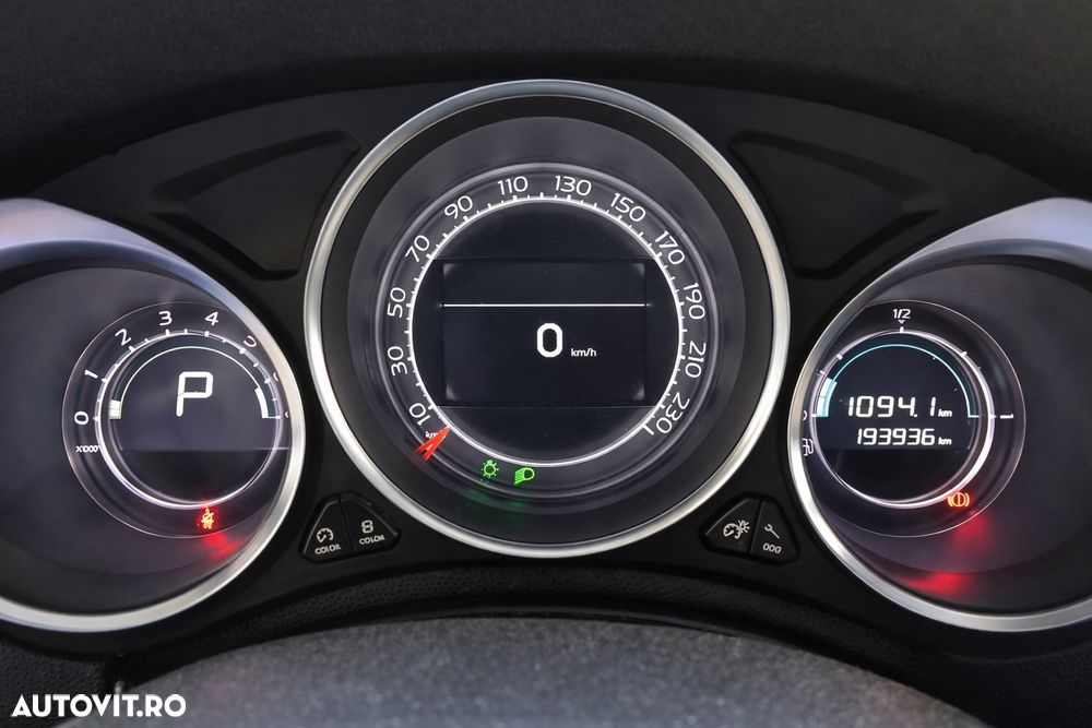 Citroën DS4 THP 165 S&S EAT6 SportChic - 4