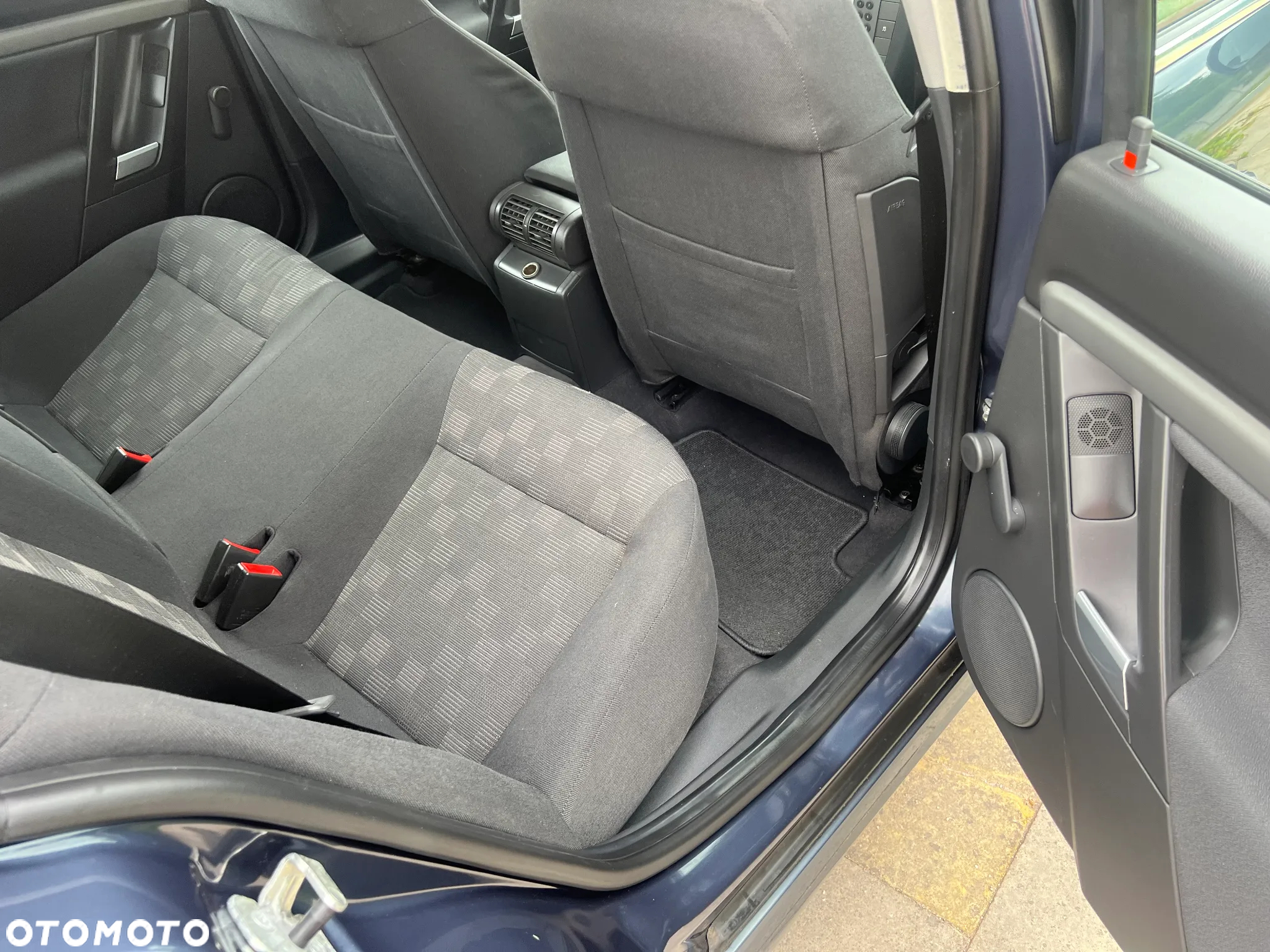 Opel Vectra 1.8 GTS - 12