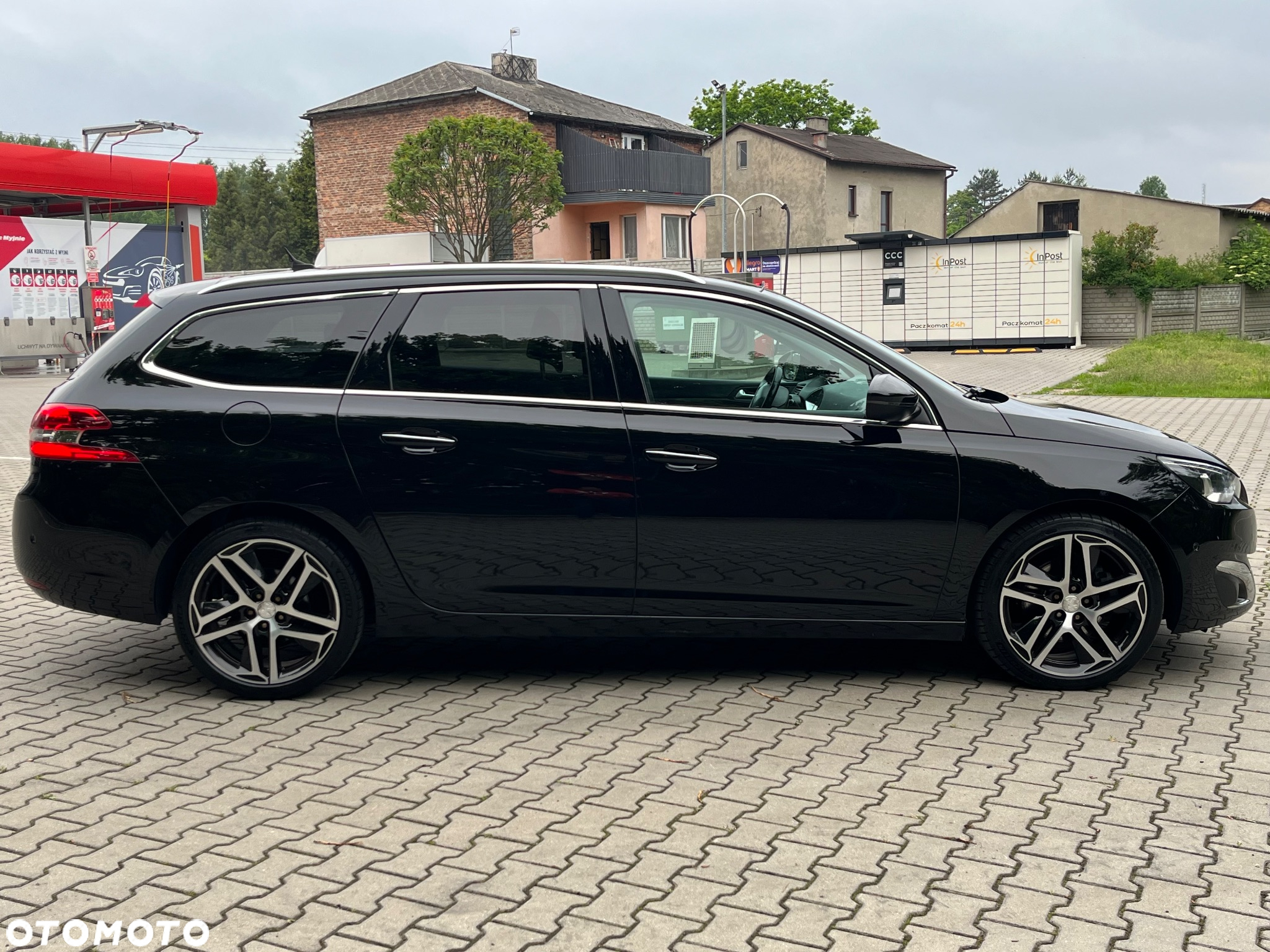 Peugeot 308 SW BlueHDi 150 EAT6 Stop & Start Allure - 24