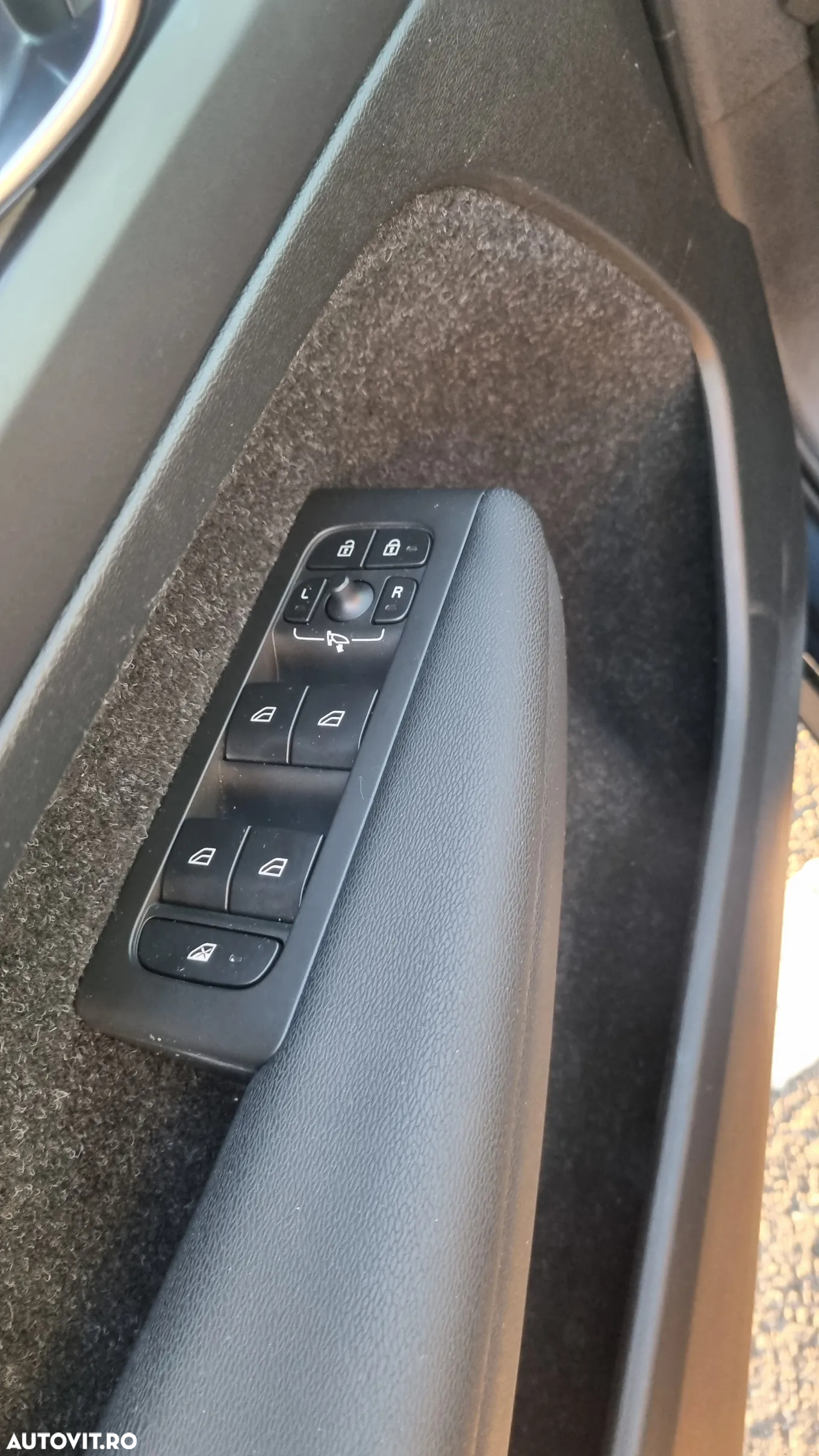 Volvo XC 40 Recharge T5 Twin Engine AT7 Inscription - 19