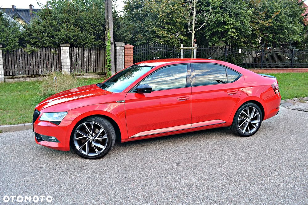 Skoda Superb 2.0 TDI 4x4 DSG Sportline - 6