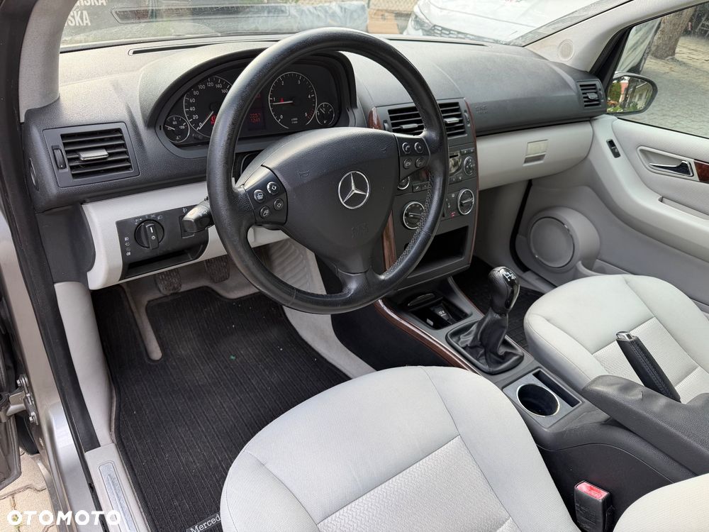 Mercedes-Benz Klasa A 160 CDI Elegance - 16