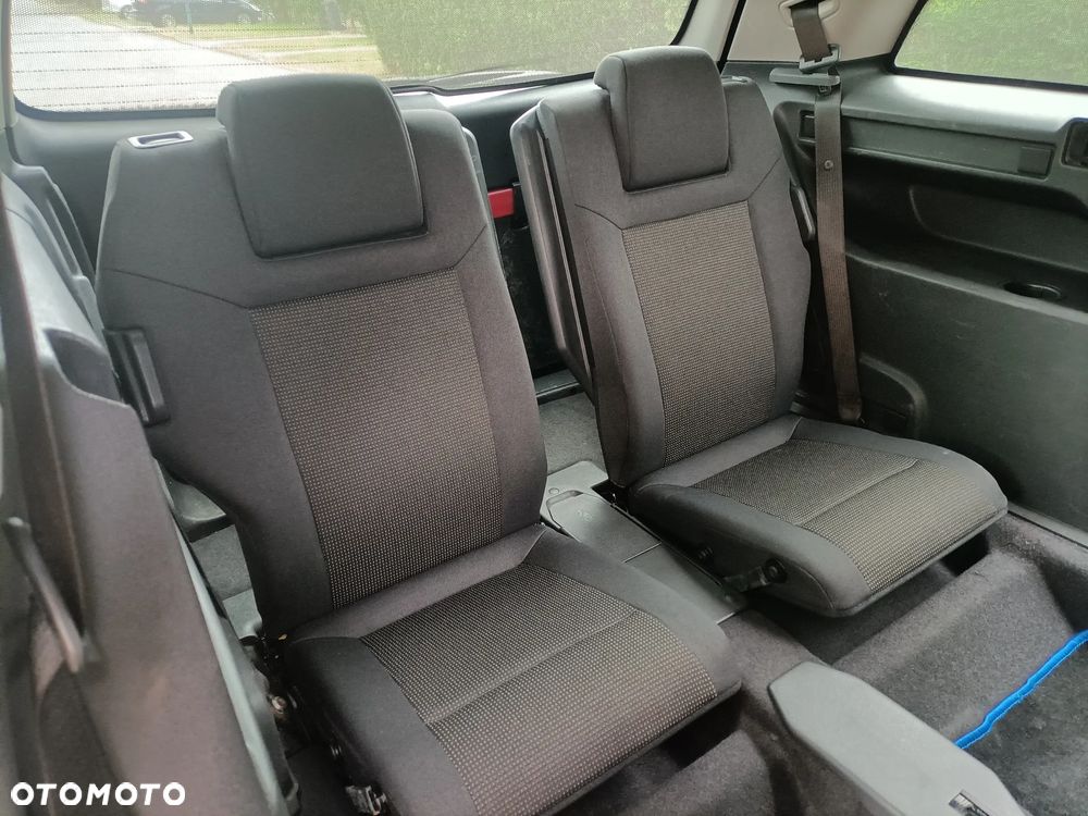 Opel Zafira - 9