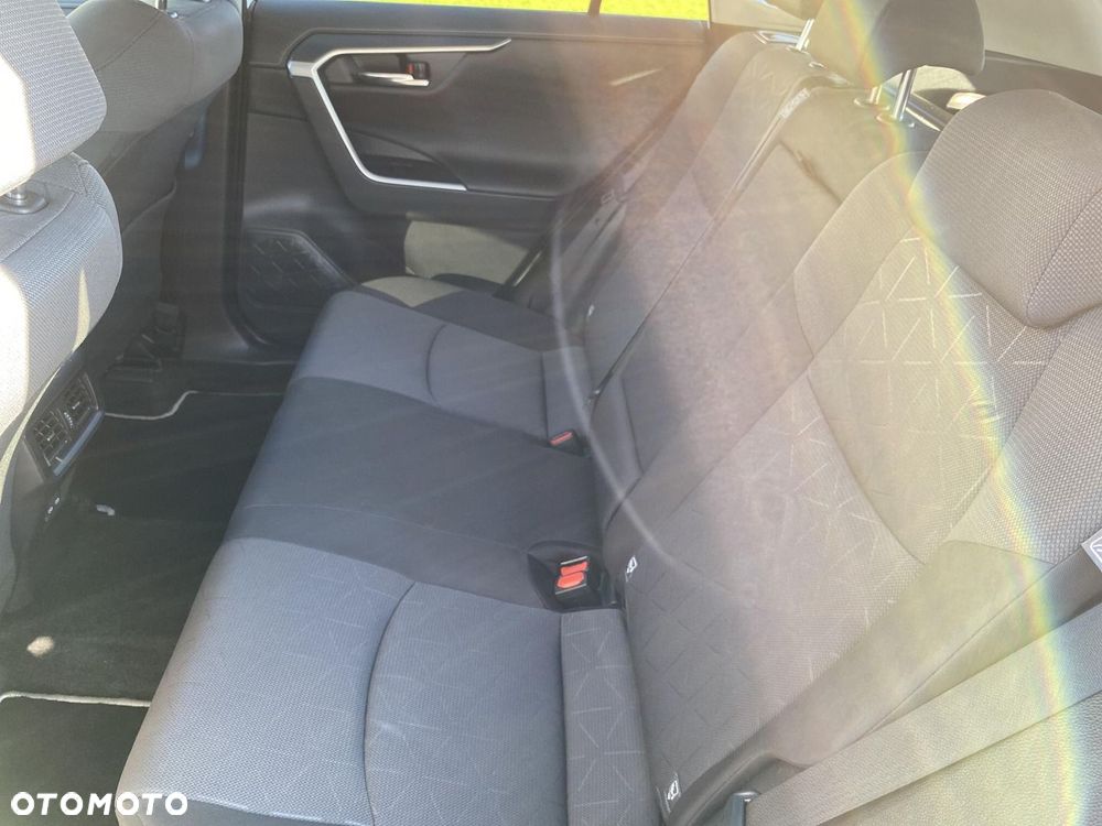 Toyota RAV4 - 23