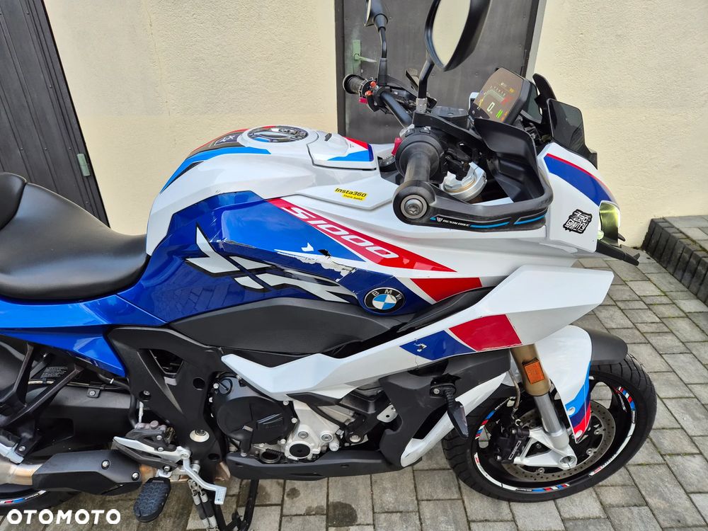 BMW XR - 34