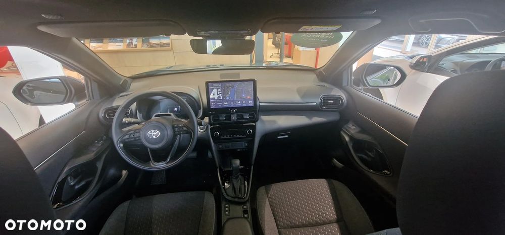 Toyota Yaris - 8