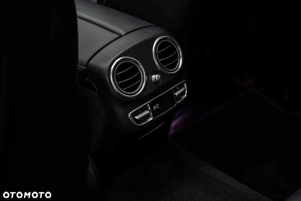 Mercedes-Benz Klasa E AMG 63 S 4-Matic+ - 29