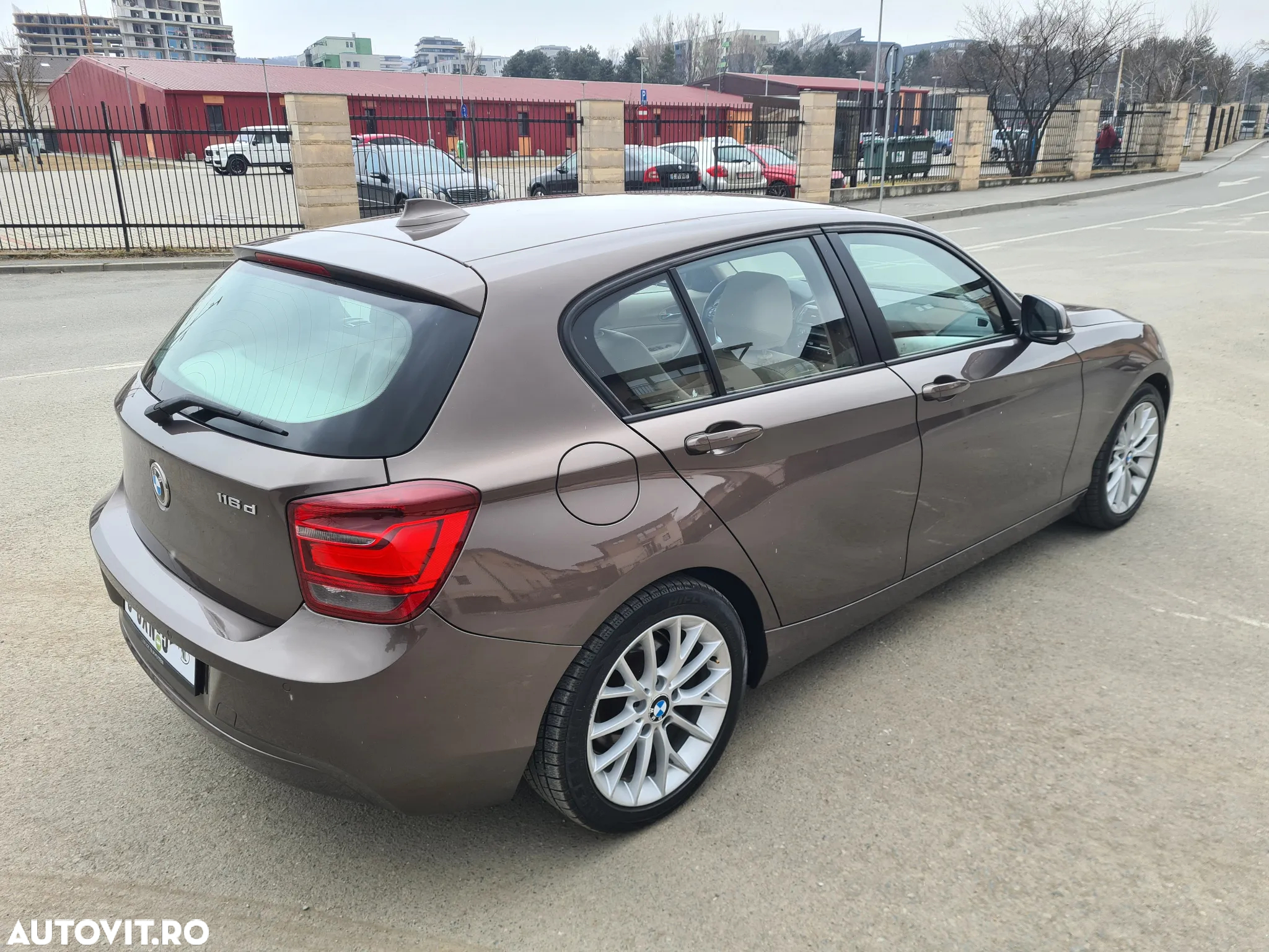 BMW Seria 1 116d EfficientDynamics Edition Sport Line - 4