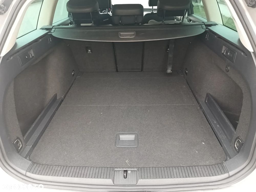 Volkswagen Passat 2.0 TDI BMT Highline DSG - 15