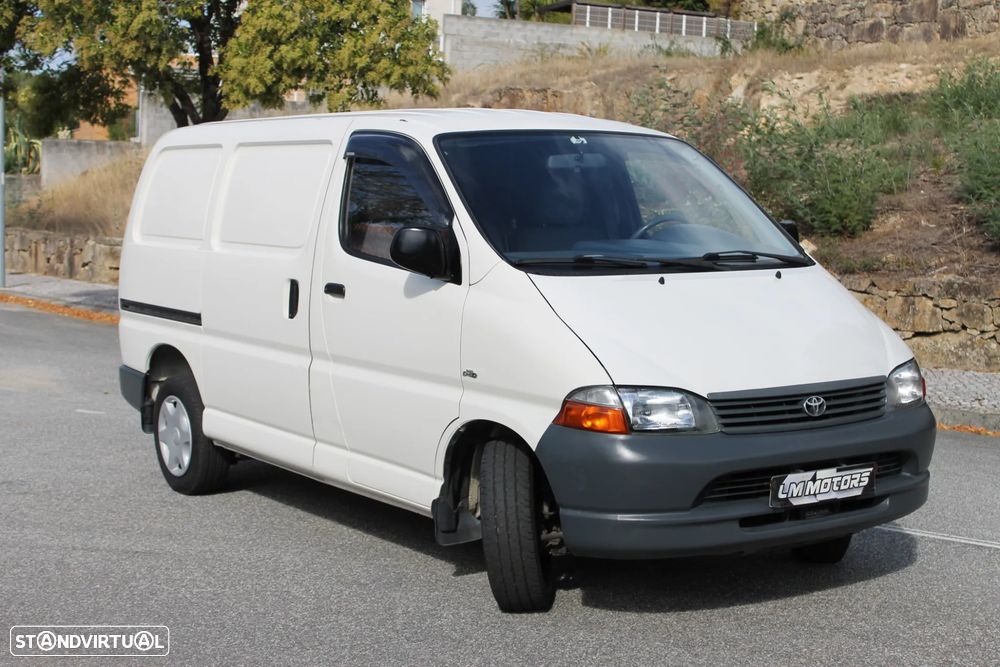 Toyota Haice 2.5 D4D - 4