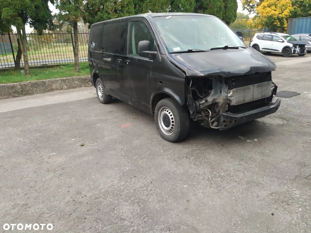 Volkswagen Transporter T5 TDI L1H1 - 2