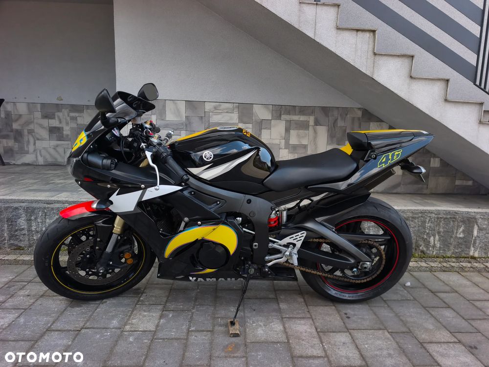 Yamaha R6 - 30