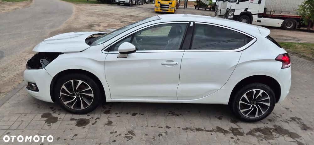 DS Automobiles DS 4 - 9