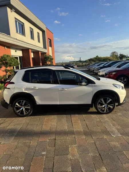 Peugeot 2008 1.5 BlueHDi GT Line S&S - 4