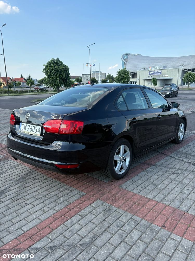 Volkswagen Jetta 1.4 TSI Comfortline - 6