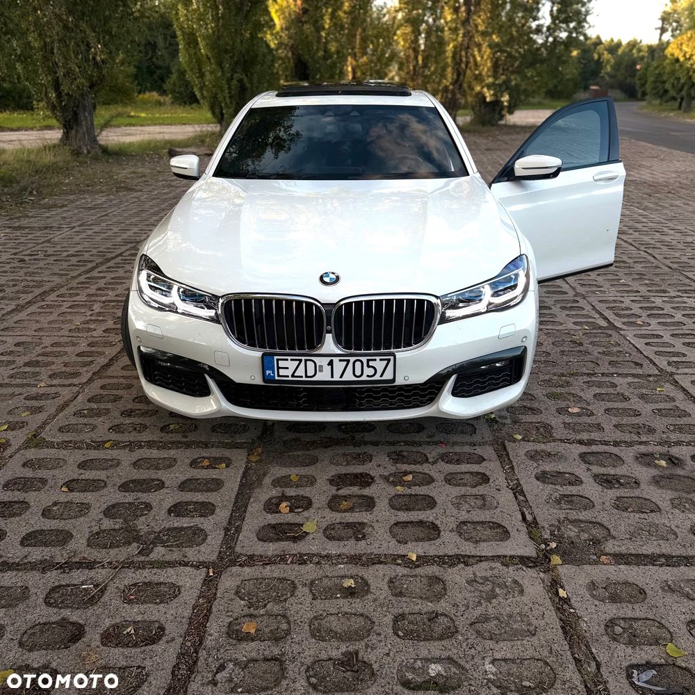 BMW Seria 7 740Li - 4