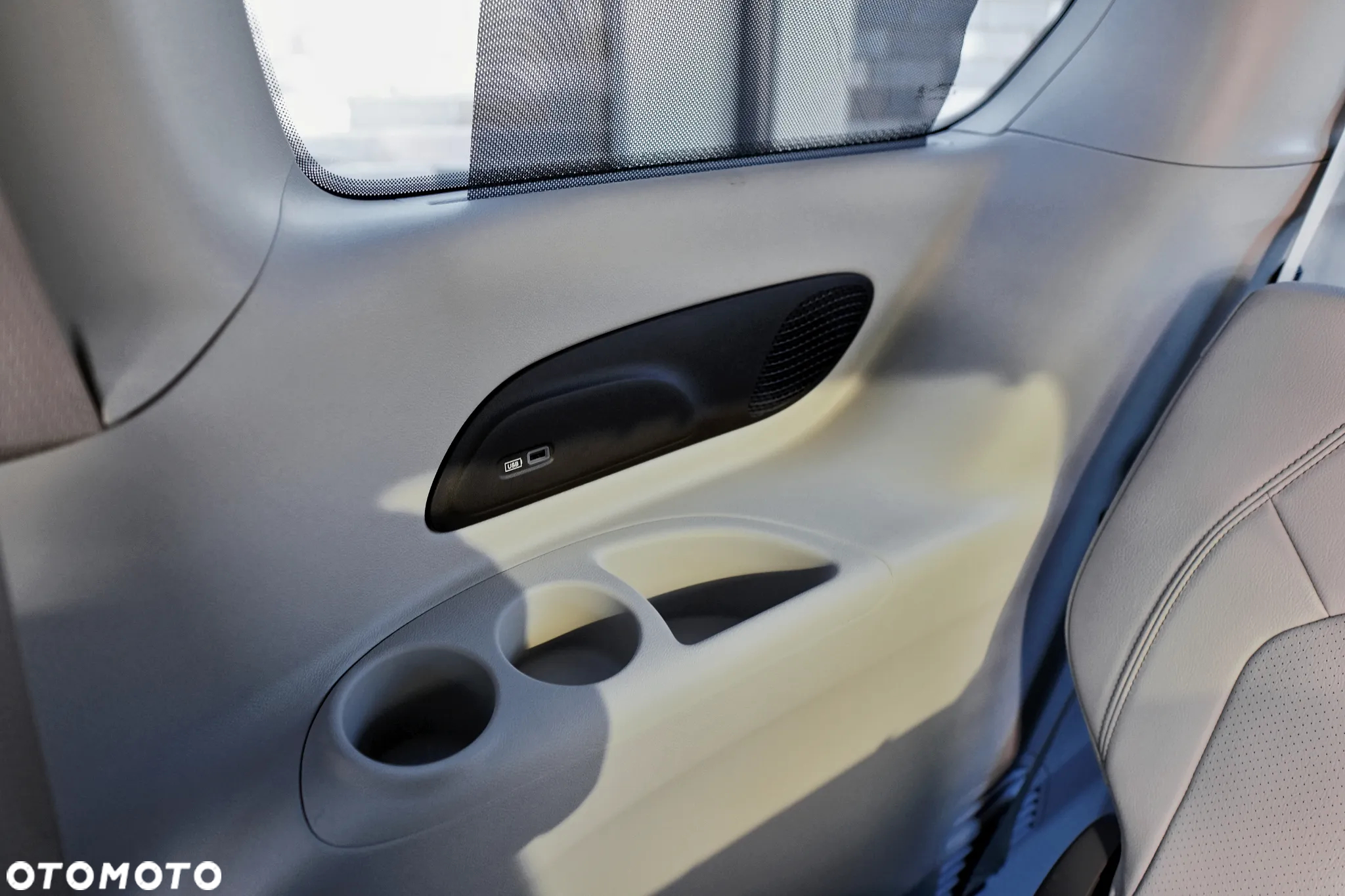 Chrysler Pacifica - 39