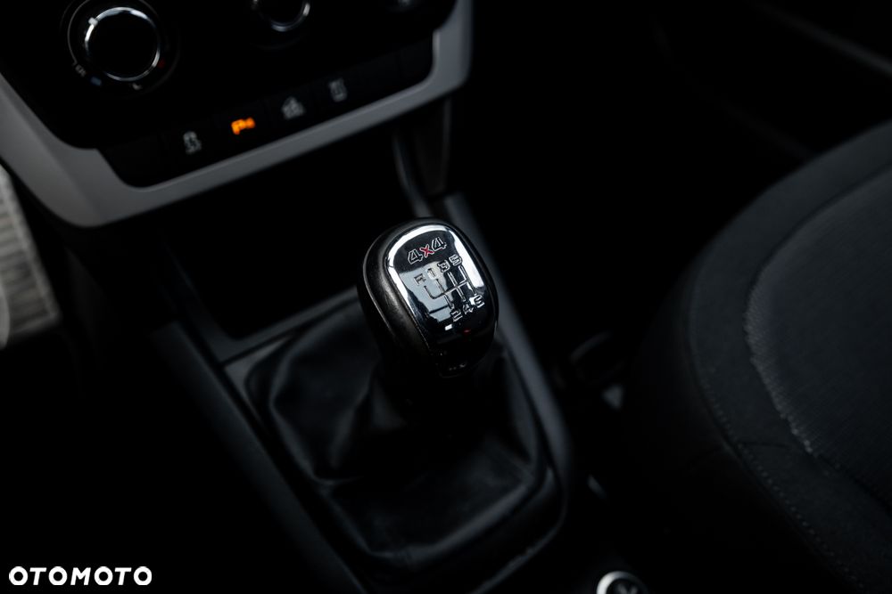 Skoda Yeti 1.8 TSI 4x4 Elegance - 31