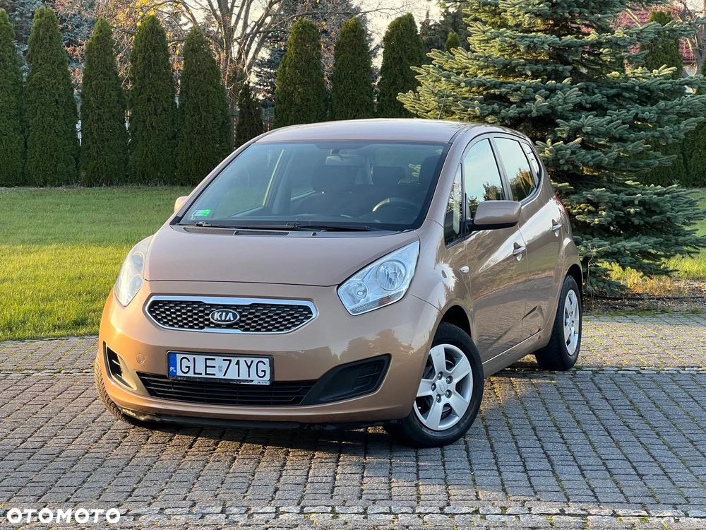 Kia Venga 1.6 L - 25