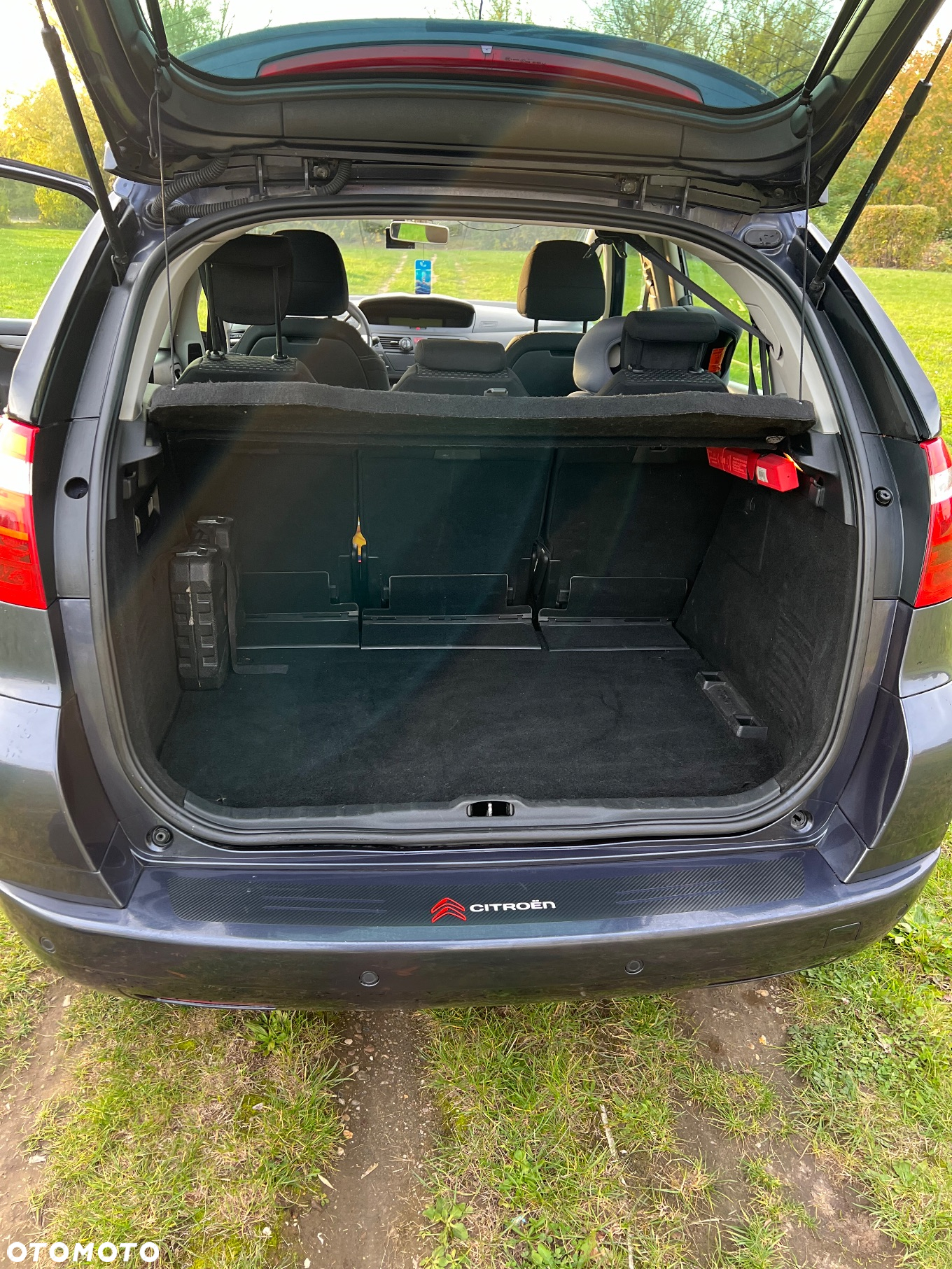 Citroën C4 Picasso 1.6 HDi Equilibre Navi Pack MCP - 8