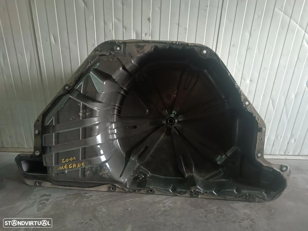 FUNDO DA MALA / PLASTICO RENAULT MEGANE III 8200890248 - 1