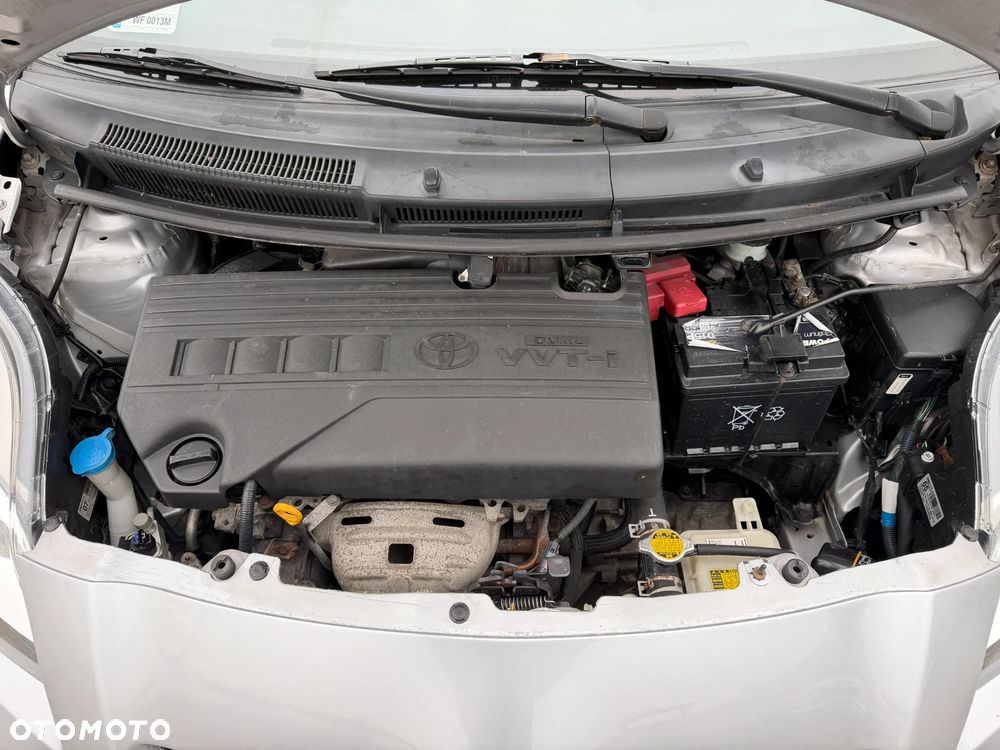 Toyota Yaris 1.33 Active - 21