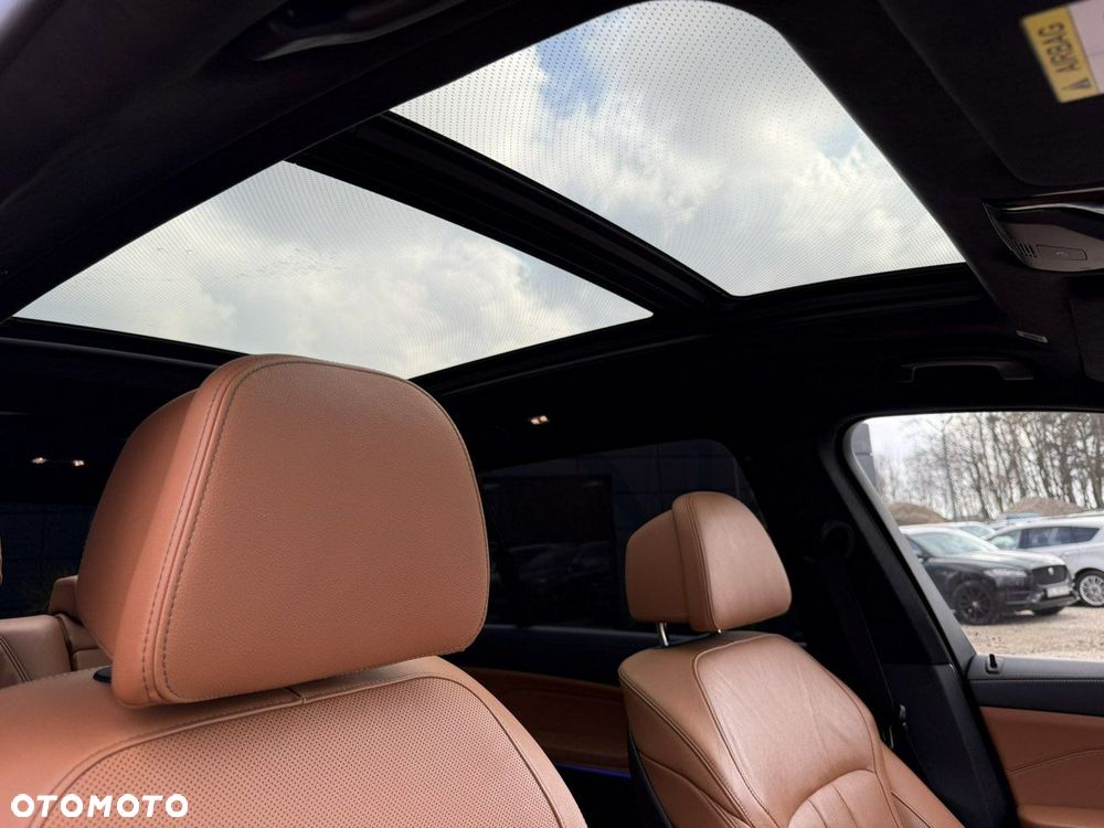 BMW X7 M50i sport - 33