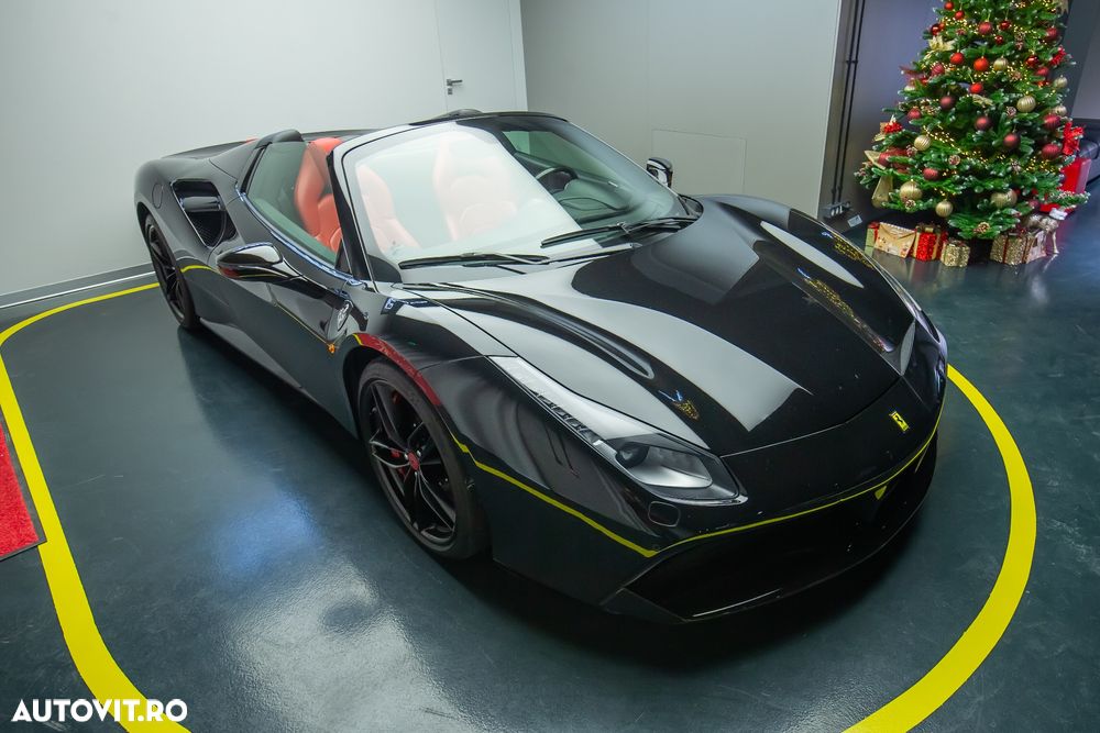 Ferrari 488 Spider - 33