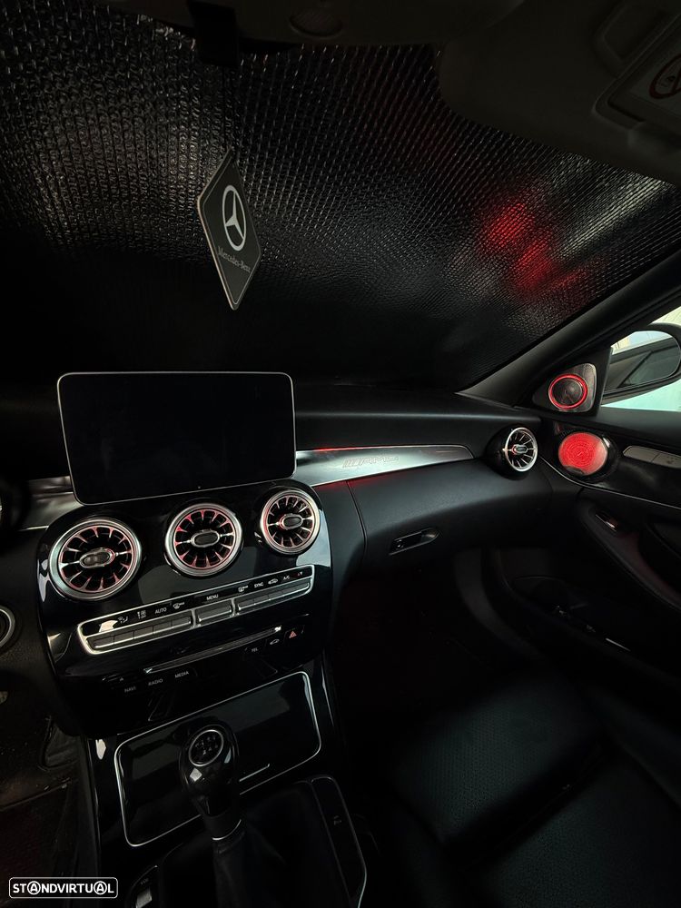 Mercedes-Benz C 220 d AMG Line - 11