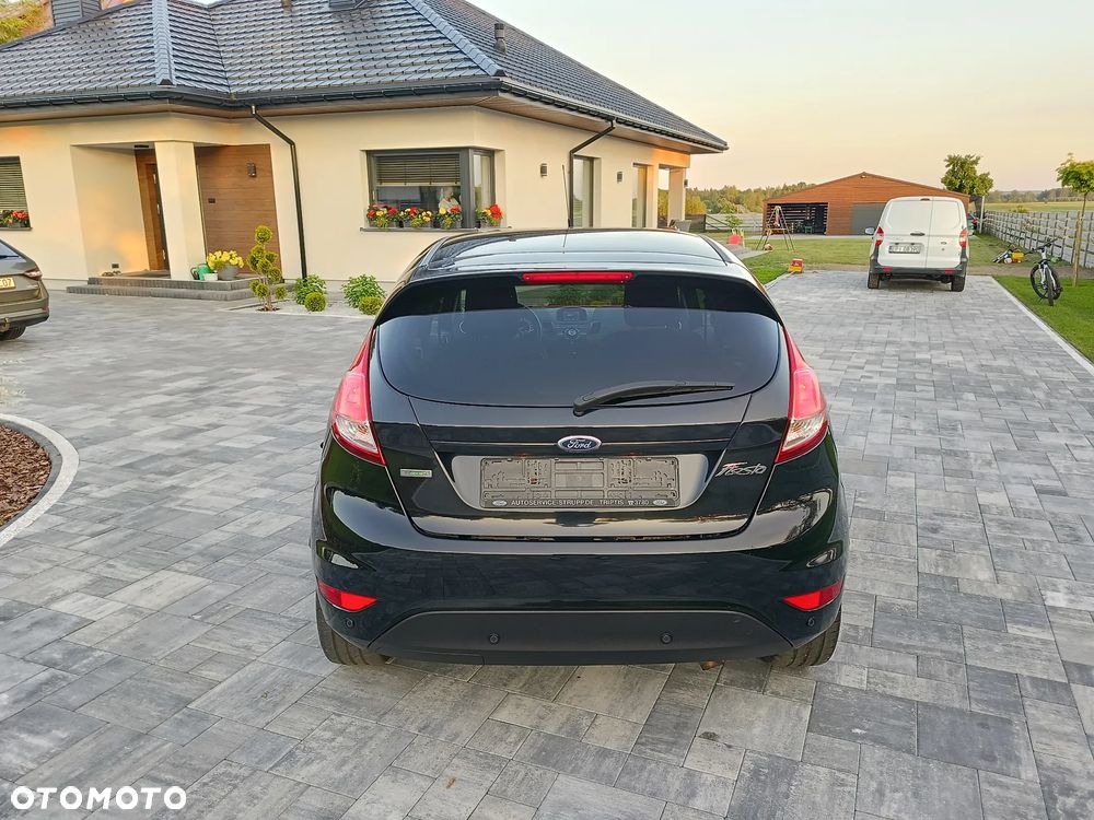 Ford Fiesta 1.4 Champions Edition - 4