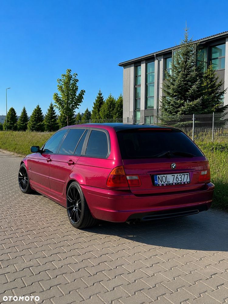 BMW Seria 3 320i - 3