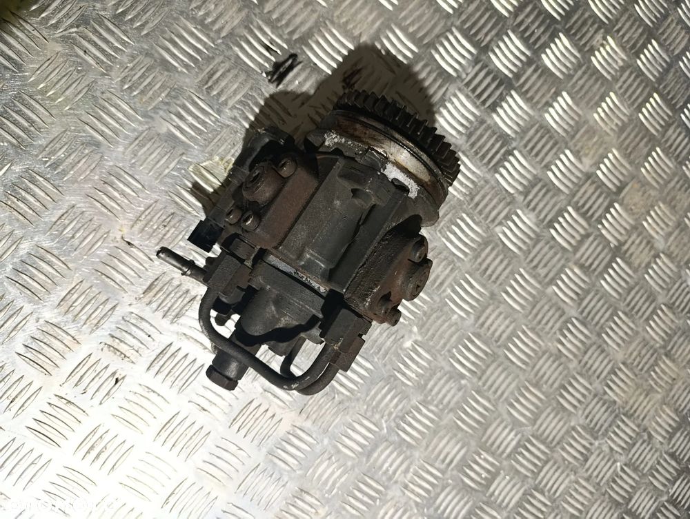 Pompa WTRYSKOWA paliwa Renault Gama D DTI8 VOLVO FL - 4