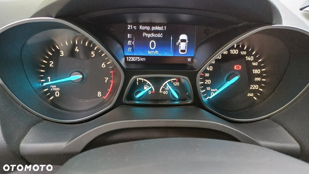 Ford Kuga 1.5 EcoBoost 2x4 Individual - 13