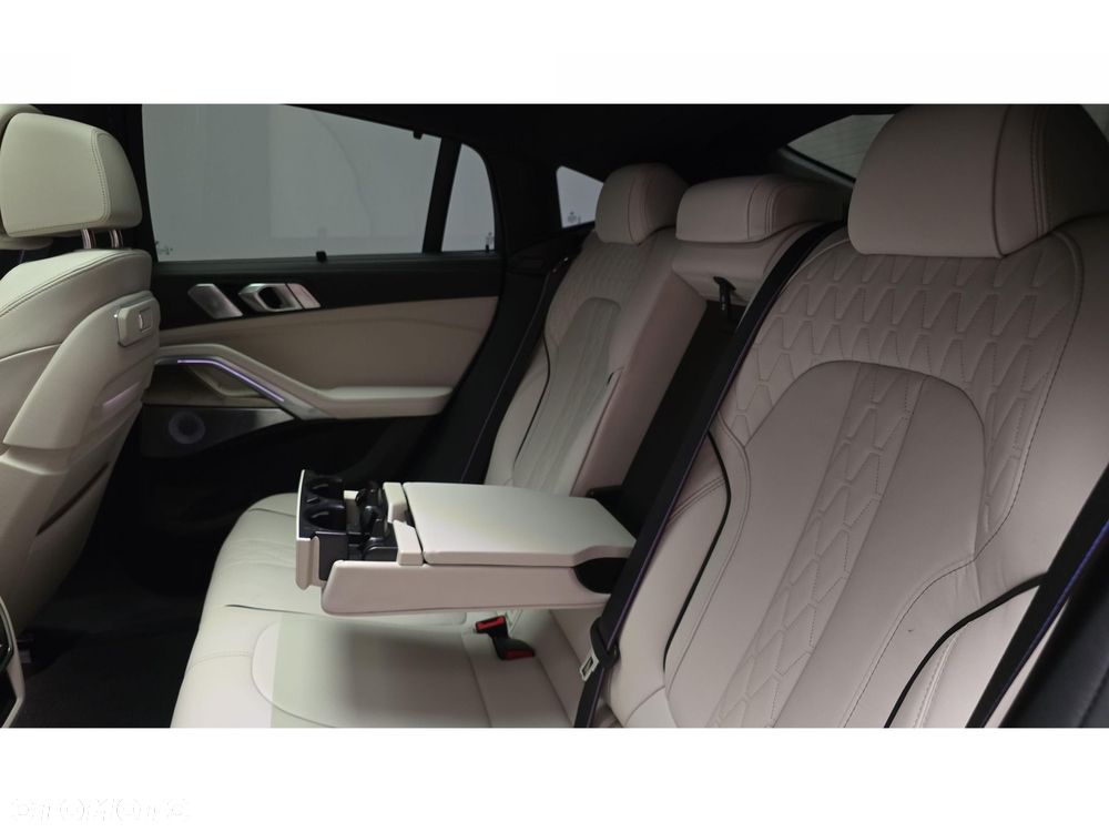 BMW X6 - 23