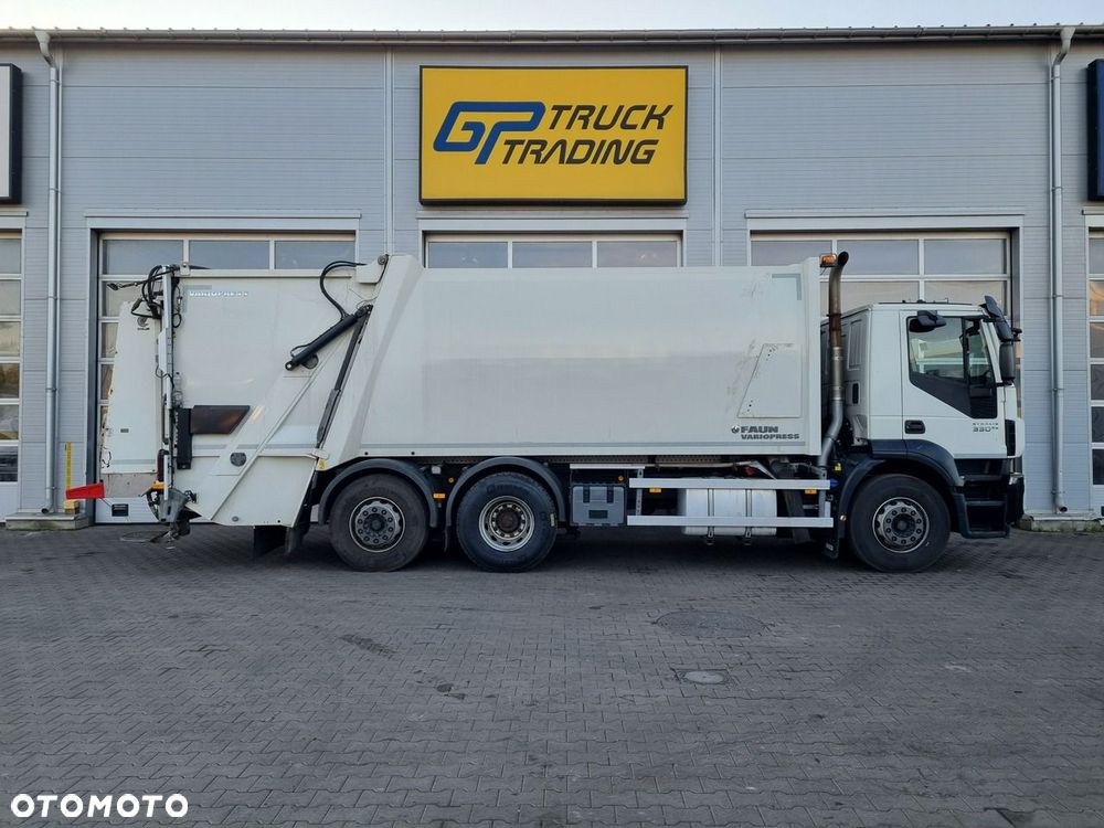Iveco Stralis 330 - 1