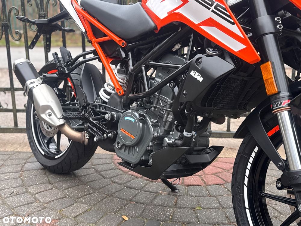 KTM Duke - 12