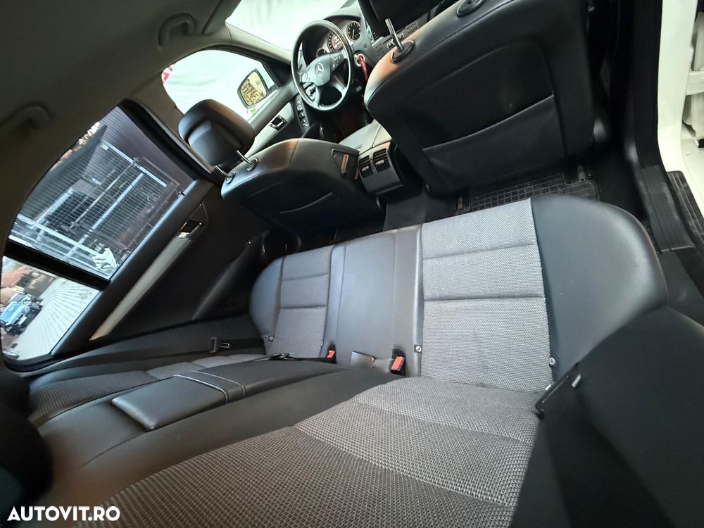 Mercedes-Benz C 200 Avantgarde Edition - 35