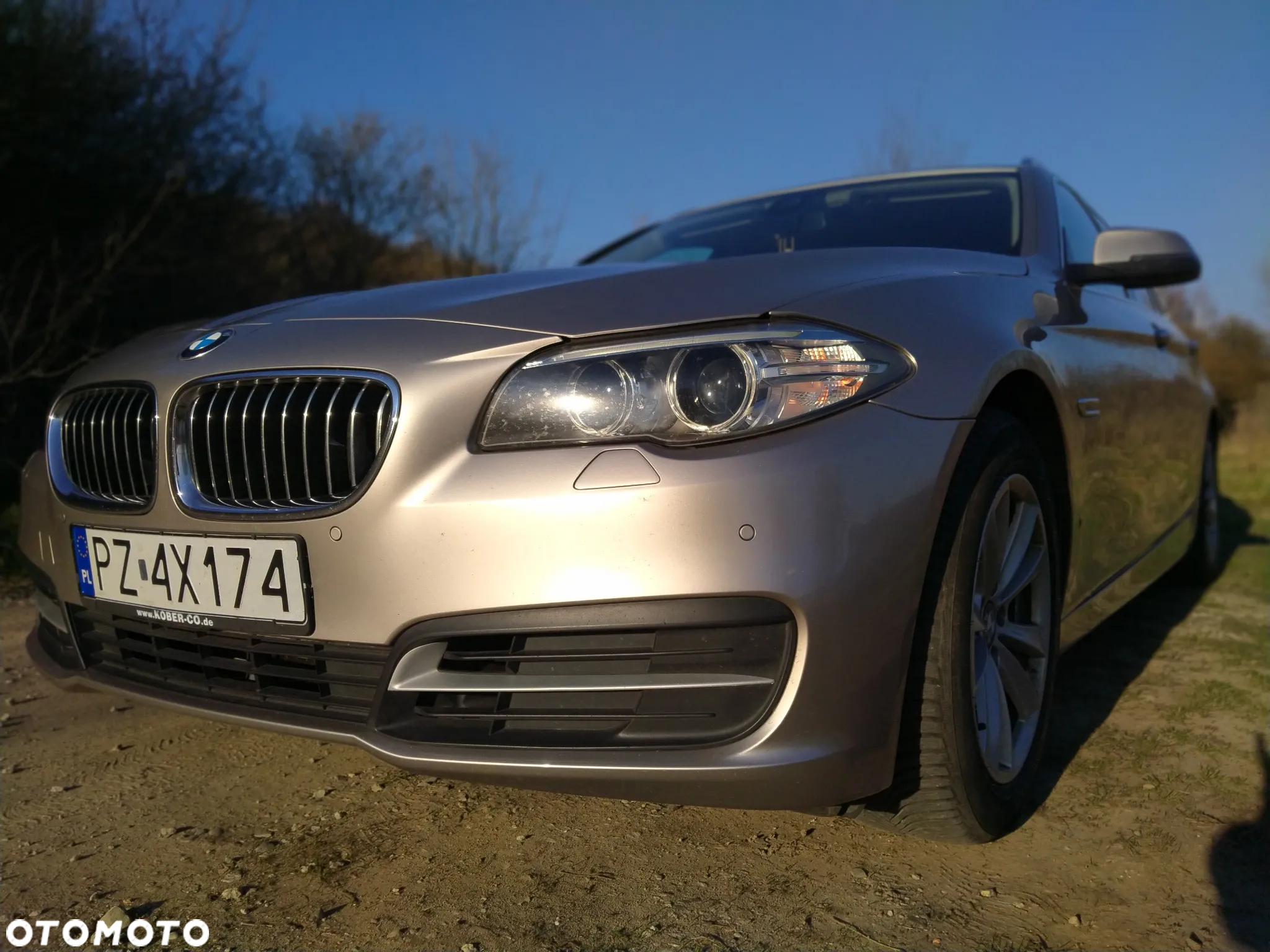 BMW Seria 5 525d Touring Luxury Line - 7