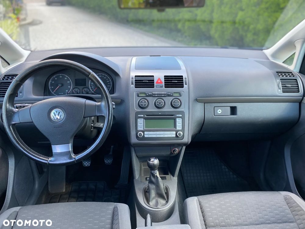 Volkswagen Touran 1.6 Trendline - 8