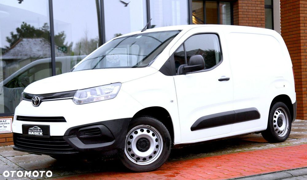 Toyota Proace City - 7