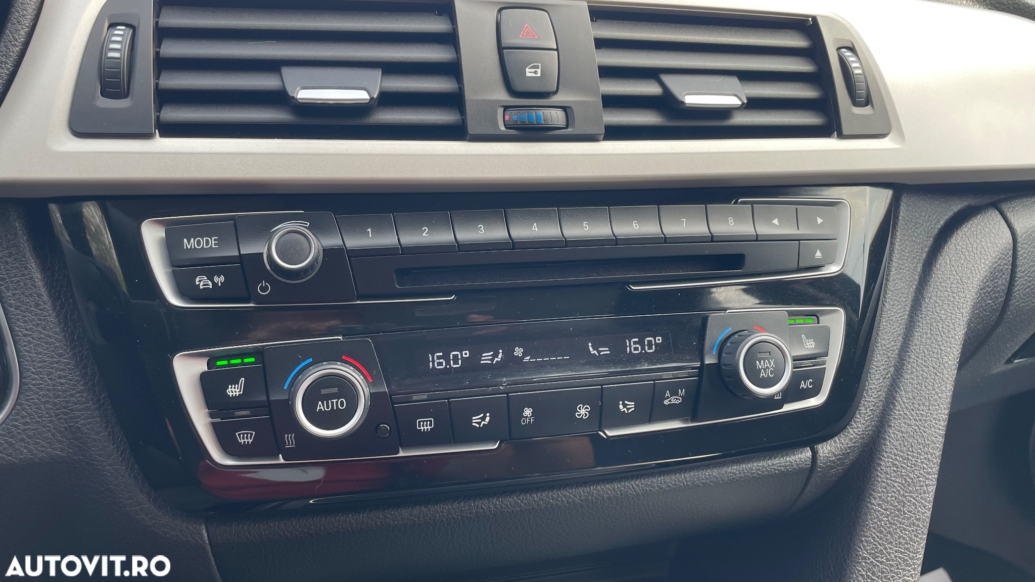 BMW Seria 3 318d Sport Line - 20