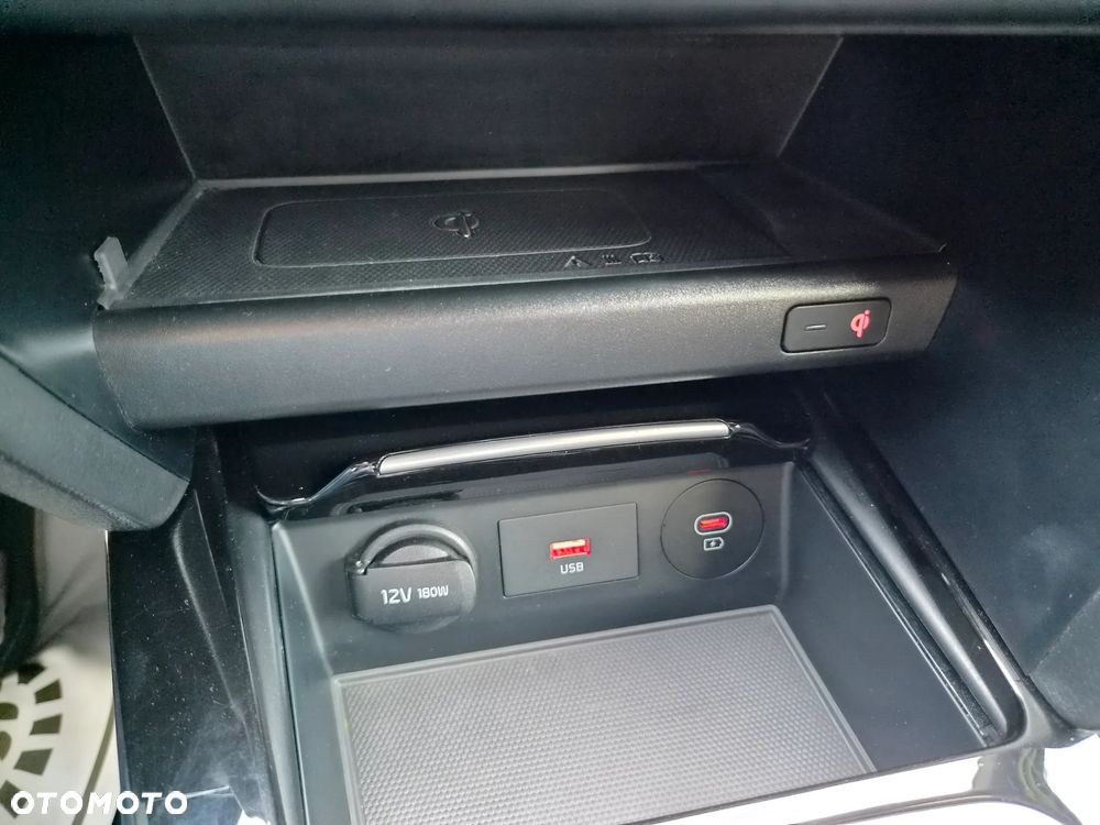 Kia XCeed - 33